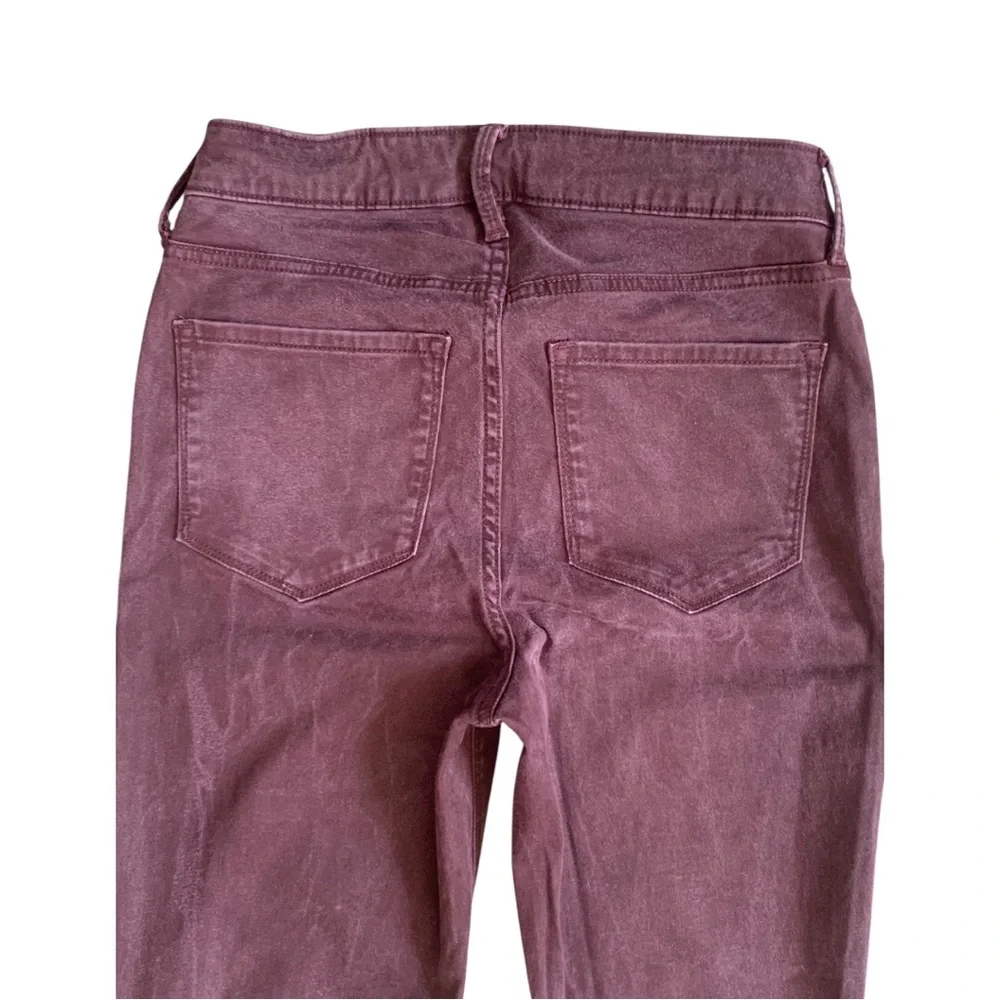 Old Navy Women's Burgundy Super Skinny High Rise Jeans - Picture 4 of 8